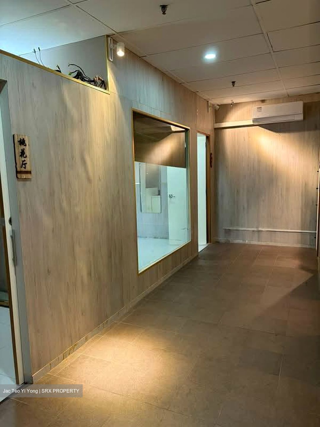 Orchard Plaza (D9), Retail #570937871